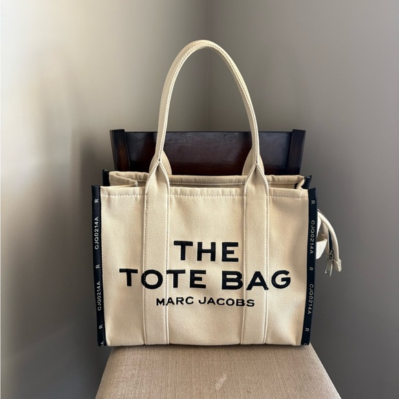 Marc Jacobs Large Jacquard Canvas Tote - Picture 3 of 7